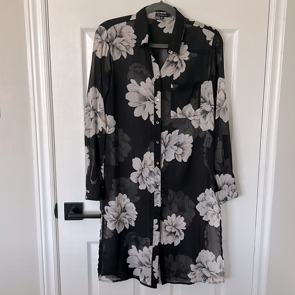 Dynamite Floral Midi Blouse - Picture 1 of 10